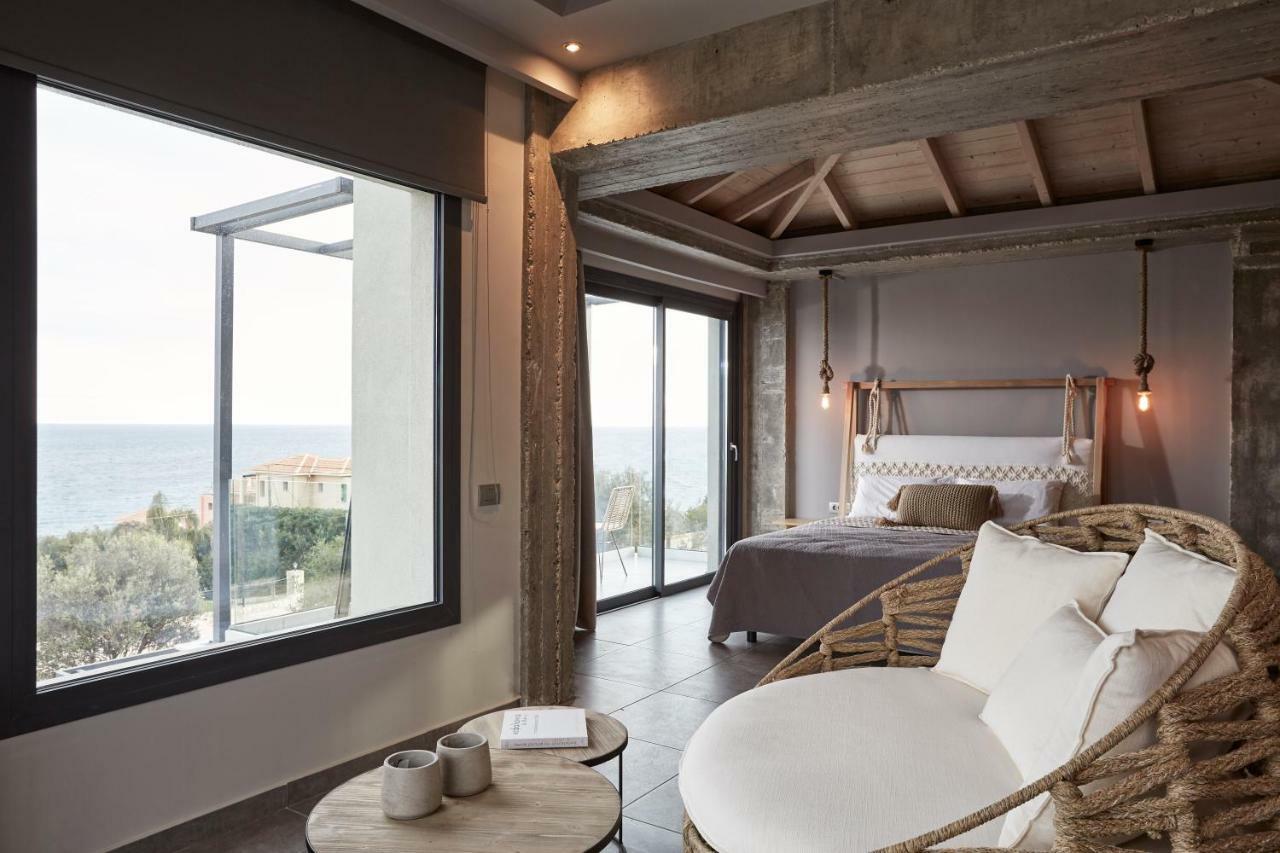 Villa Sea Front Spathíon 外观 照片